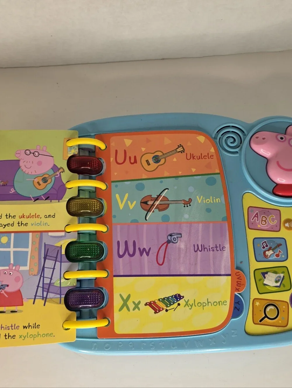 VTech Peppa Pig Learn & Discover Book Interactive Educational Light Up WORKS!